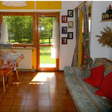 Grazioso Bilocale Con Giardino Apartment *